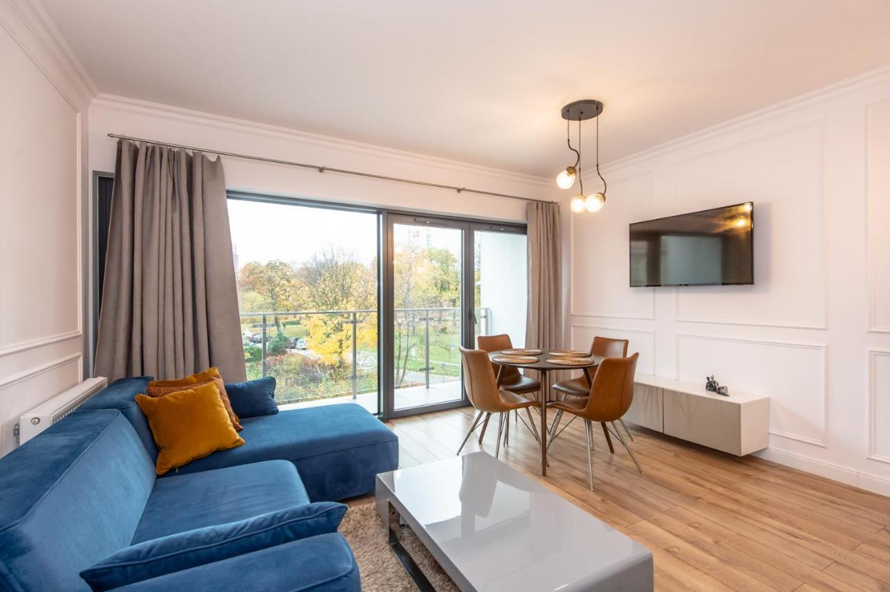 Super-Apartamenty Andersia Vip II Poznań Buitenkant foto