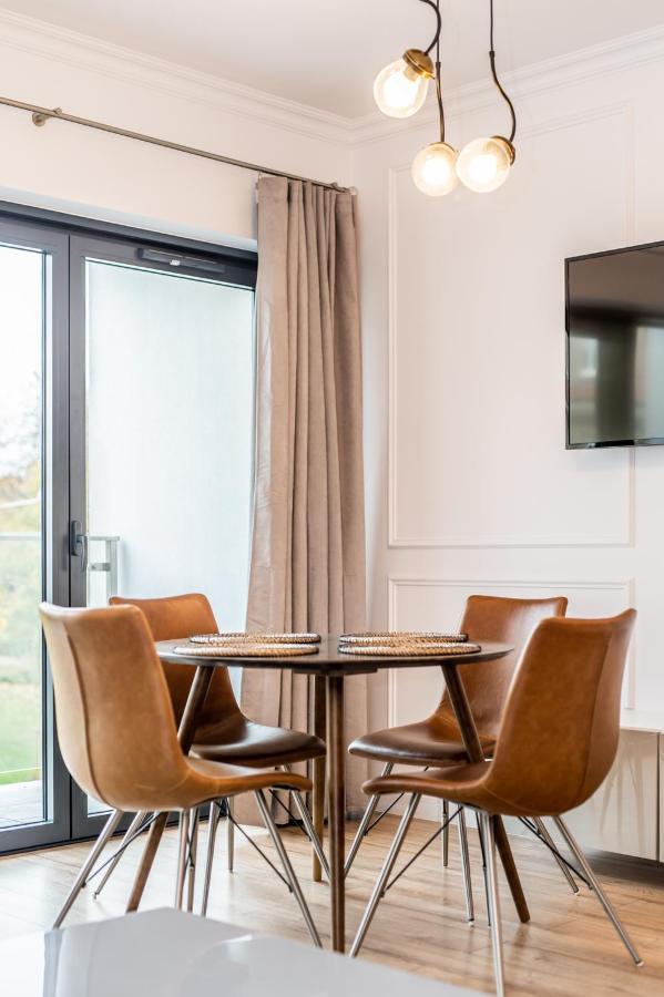 Super-Apartamenty Andersia Vip II Poznań Buitenkant foto